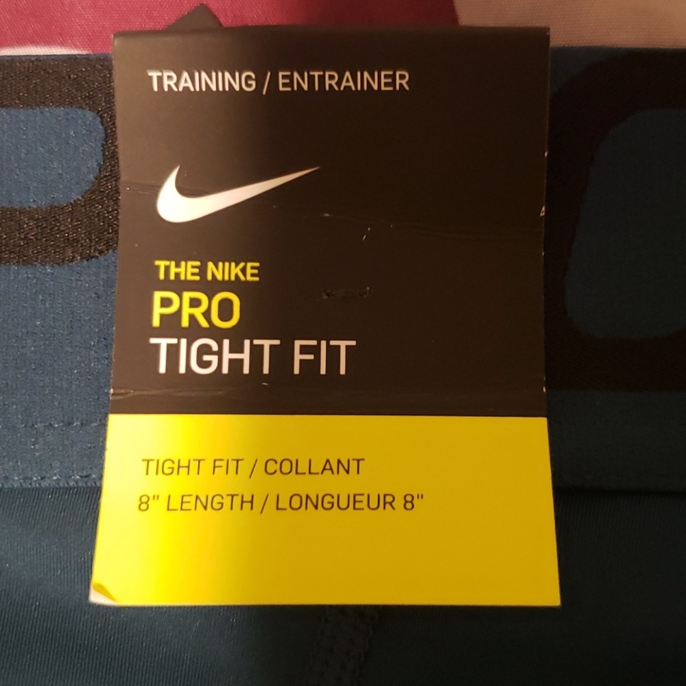 Nike shorts - Picture 2 of 6